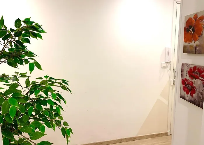 Jade アパート マノスク